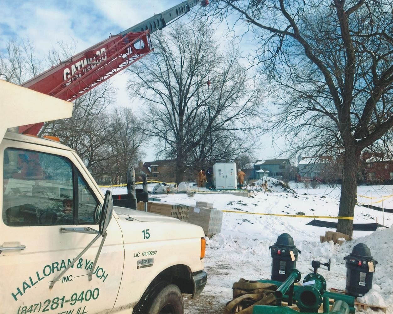 Throwback to installing a system at &lsquo;Village Greens of Woodridge Golf Course&rsquo; a few years ago. The temperature was below par, but our installation crew still showed up to get the job done 

#throwback #throwbackthursday #irrigation #sprin