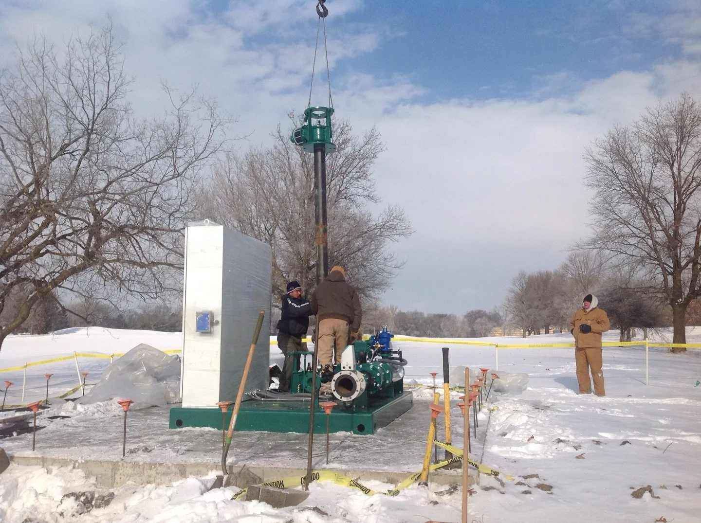 Even in the Coldest Weather, We&rsquo;re the Coolest at Installing Pump Stations 🥶😎

#irrigation #plumbing #chicago #golfcourse #halloranyauch