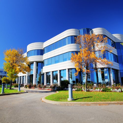 MEDICAL-CENTER-iStock-164478916.jpg