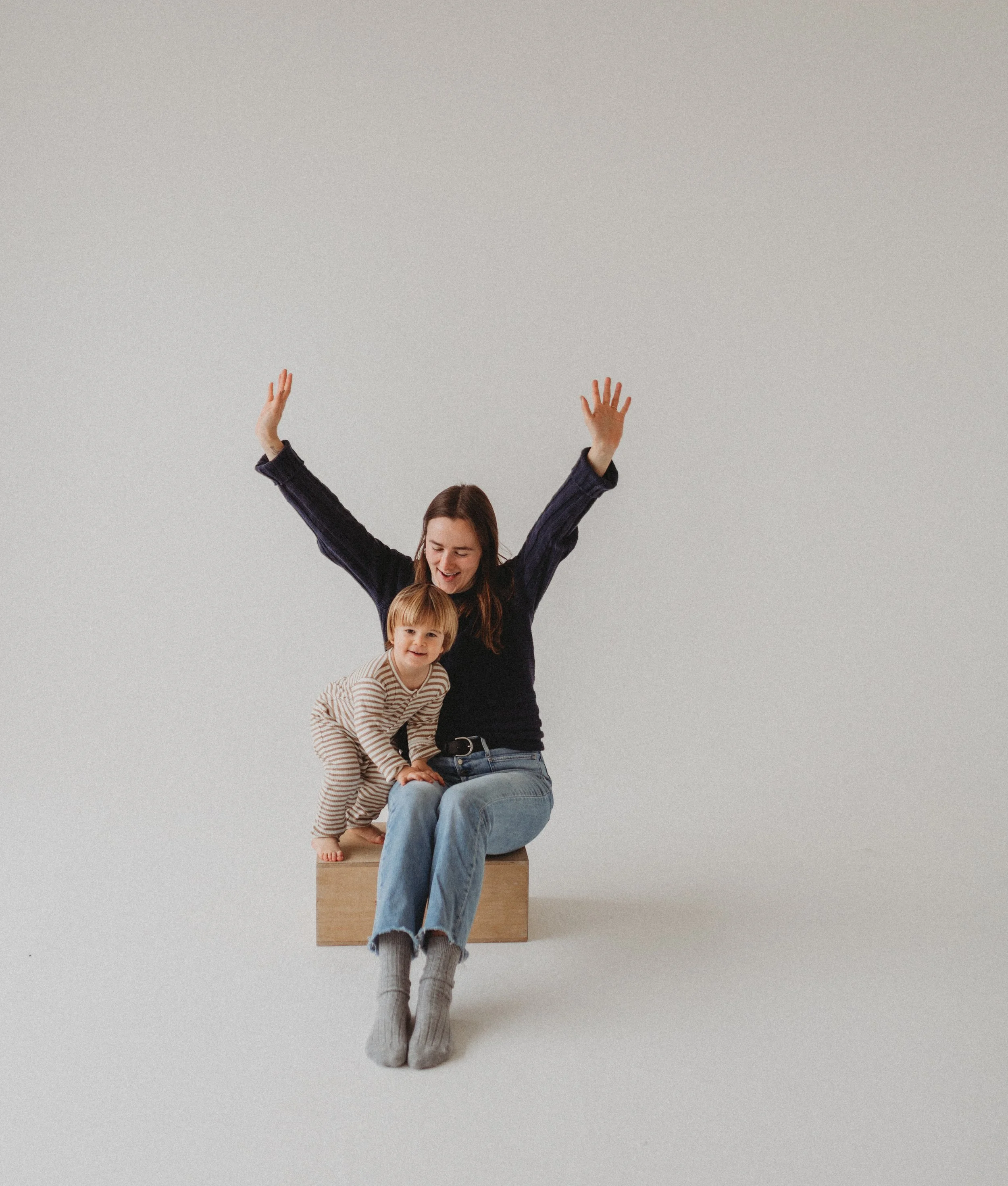 Sleep consultant for families in NYC celebrating sleeping through the night