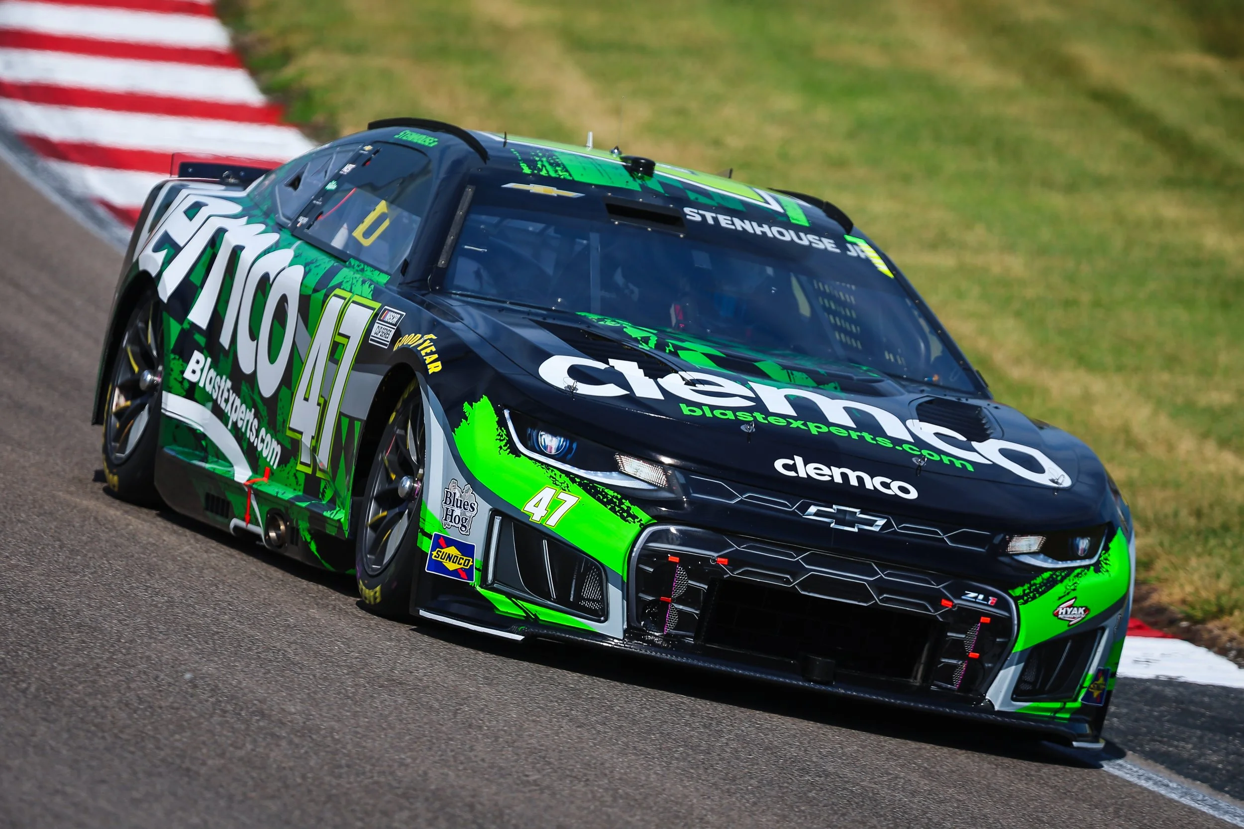 Clemco Green Machine Stock Car running on the track at the Enjoy Illinois 300