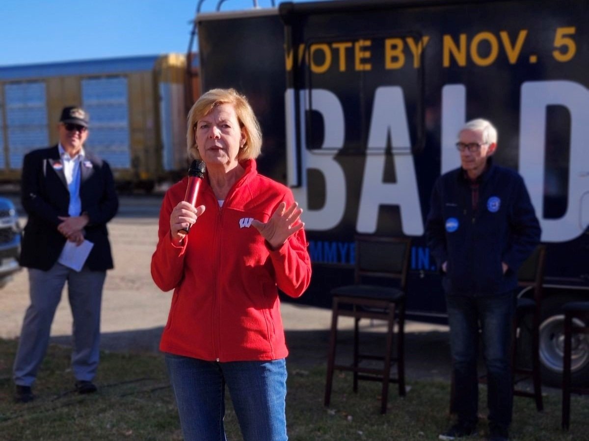 Senator Baldwin speaks to the crowd