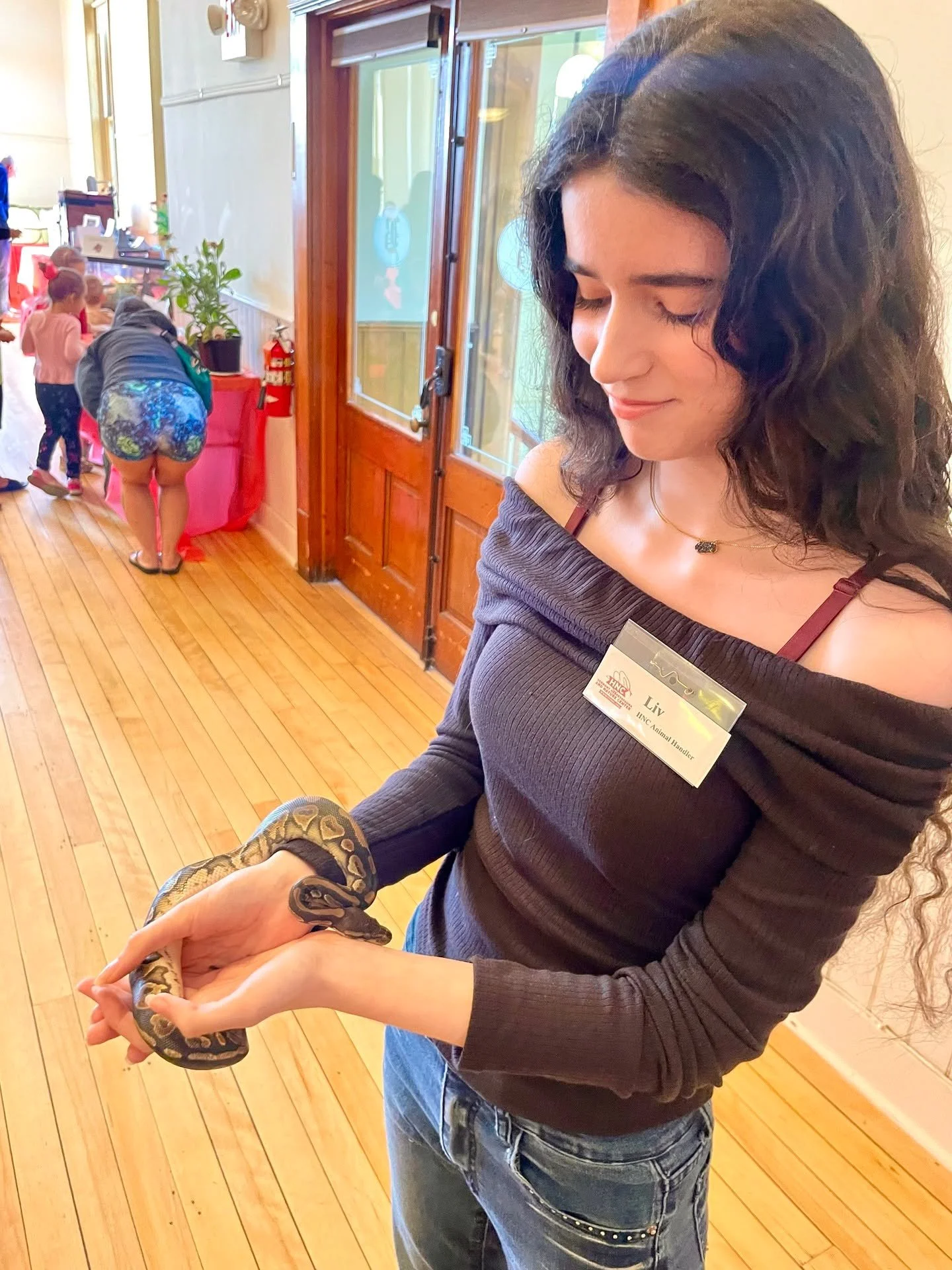 Thanks to everyone that came out on closing day for Reptile Day! We hosted hundreds of visitors at this annual event organized by Vermont Herpetofauna and Nature Center. The last chance you have to visit the museum is THIS SATURDAY from 12-2 pm for S