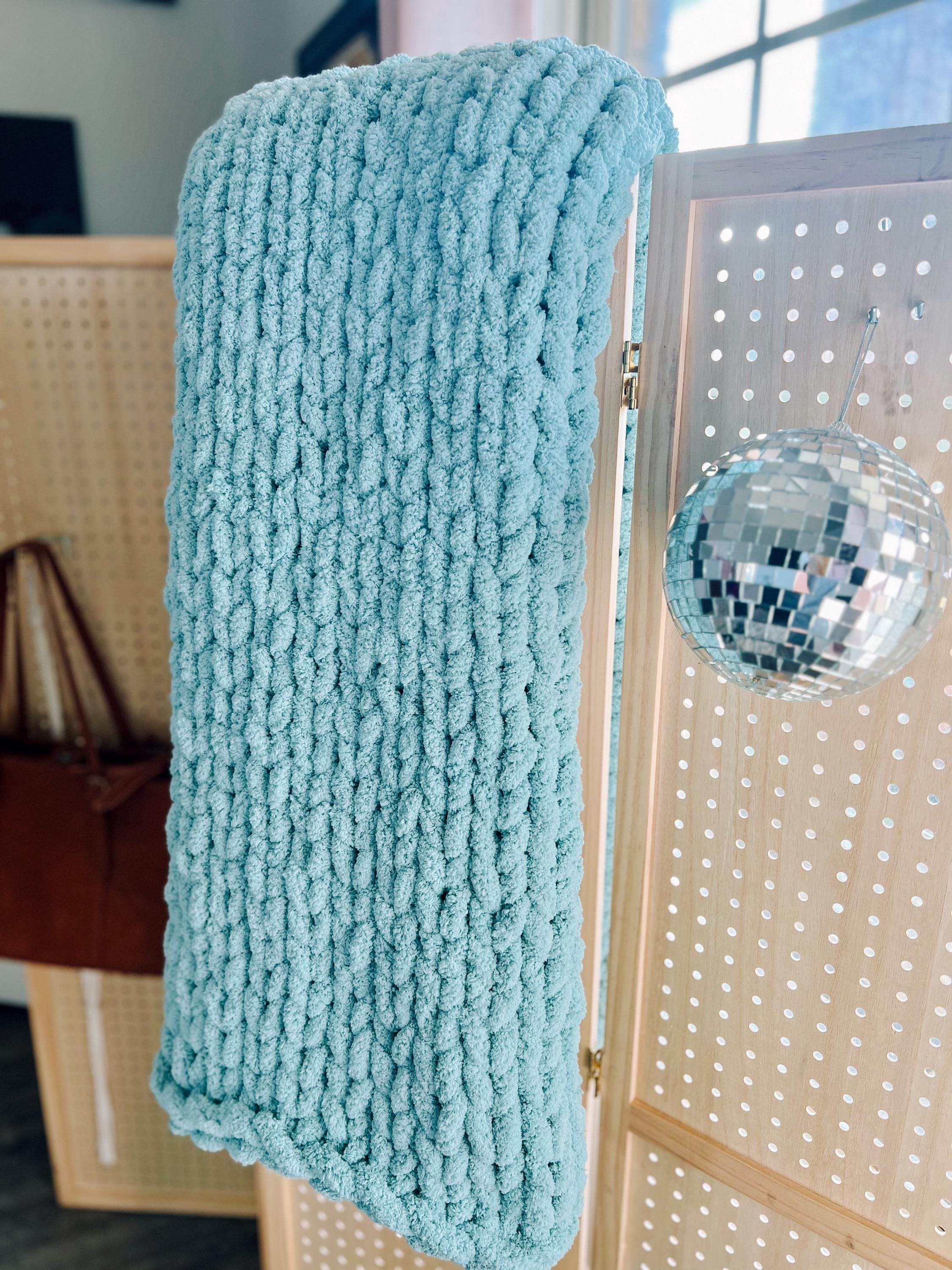 https://i.etsystatic.com/36337072/r/il/f77f80/6477976634/il_fullxfull.6477976634_8lr9.jpg