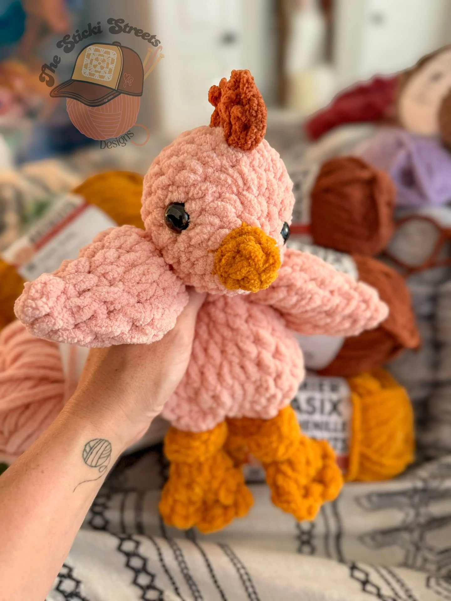New yarn calls for a new make 🩷

Whipped up one of my all time favs, Chickie 🐣

New yarn! @premieryarns basix chenille brights by @mamamademinis 
Colors
Body: blossom
Beak: sunny
Comb: cedar

#yummyyarn #premieryarn #crochetchicken #fiberarts #shop