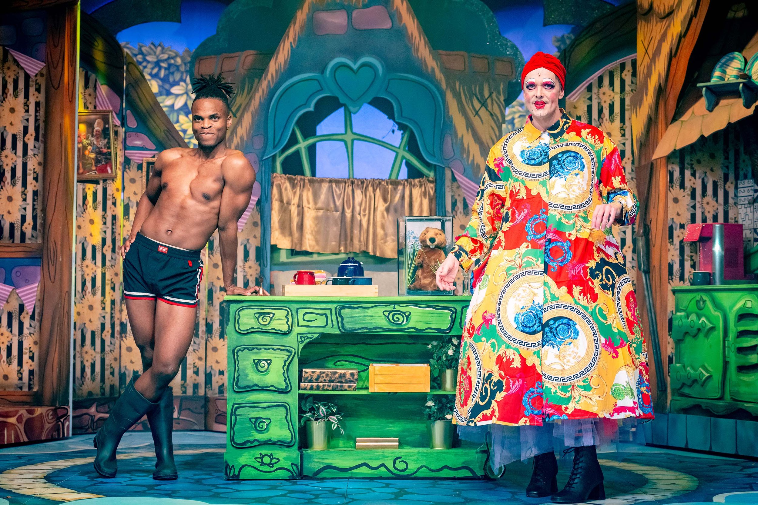 Matthew Baldwin & Keanu Adolphus Johnson in Jack and the Beanstalk - What A Whopper - Credit-SteveGregson.jpg