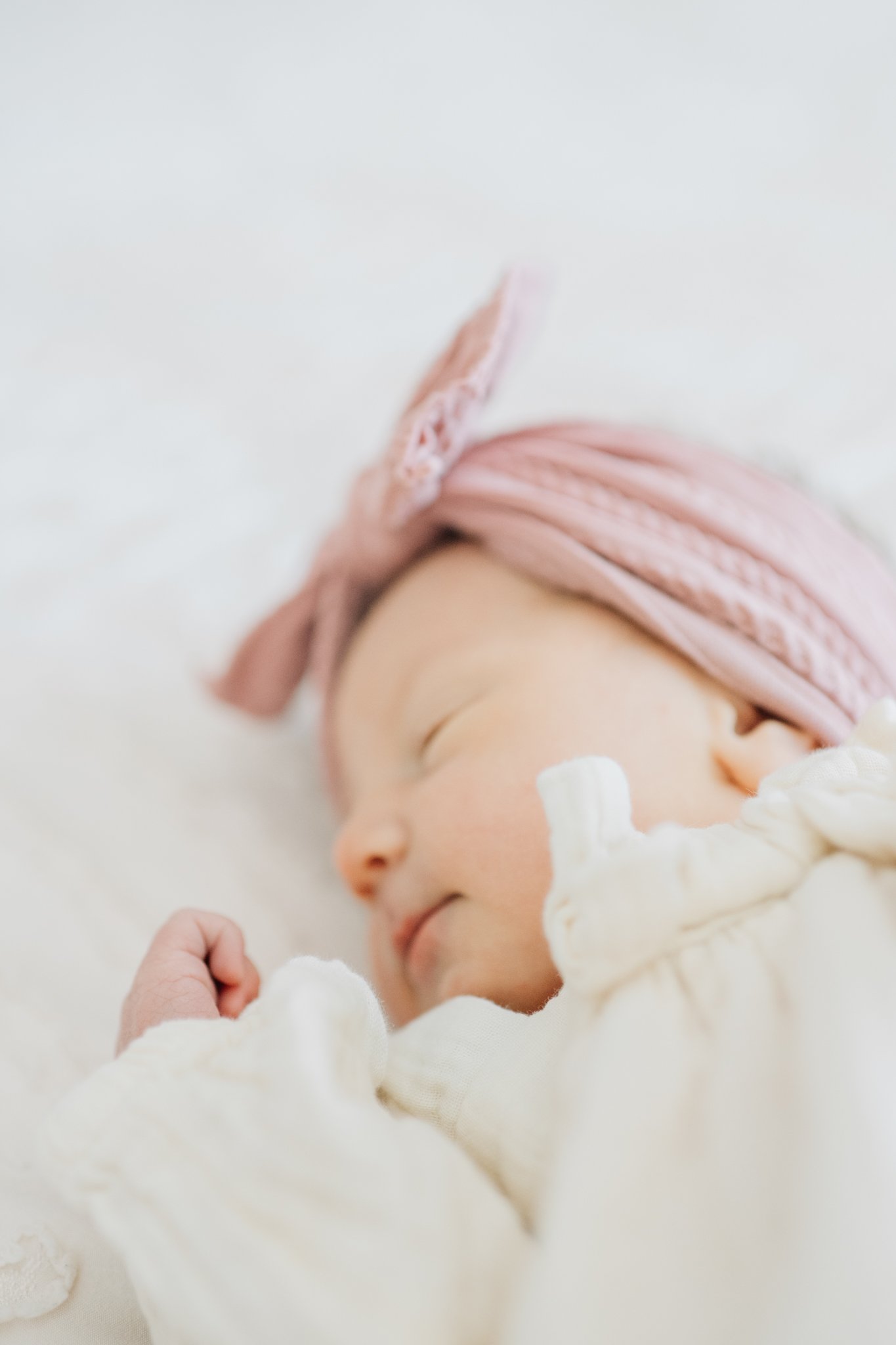 Newborn-lifestyle-shoot-Avoca.jpg
