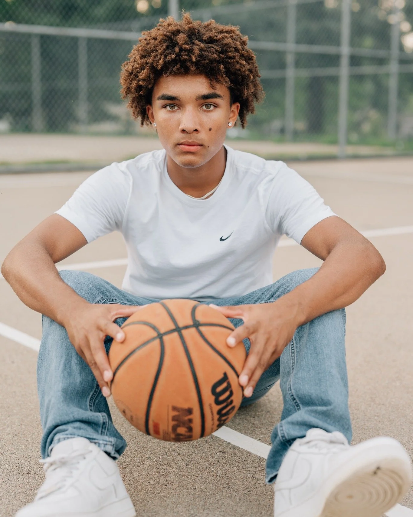 Reminder: senior year goes FAST but photos that feel like you last forever.�
Class of 2027 , tag your besties so no one misses out! ✨