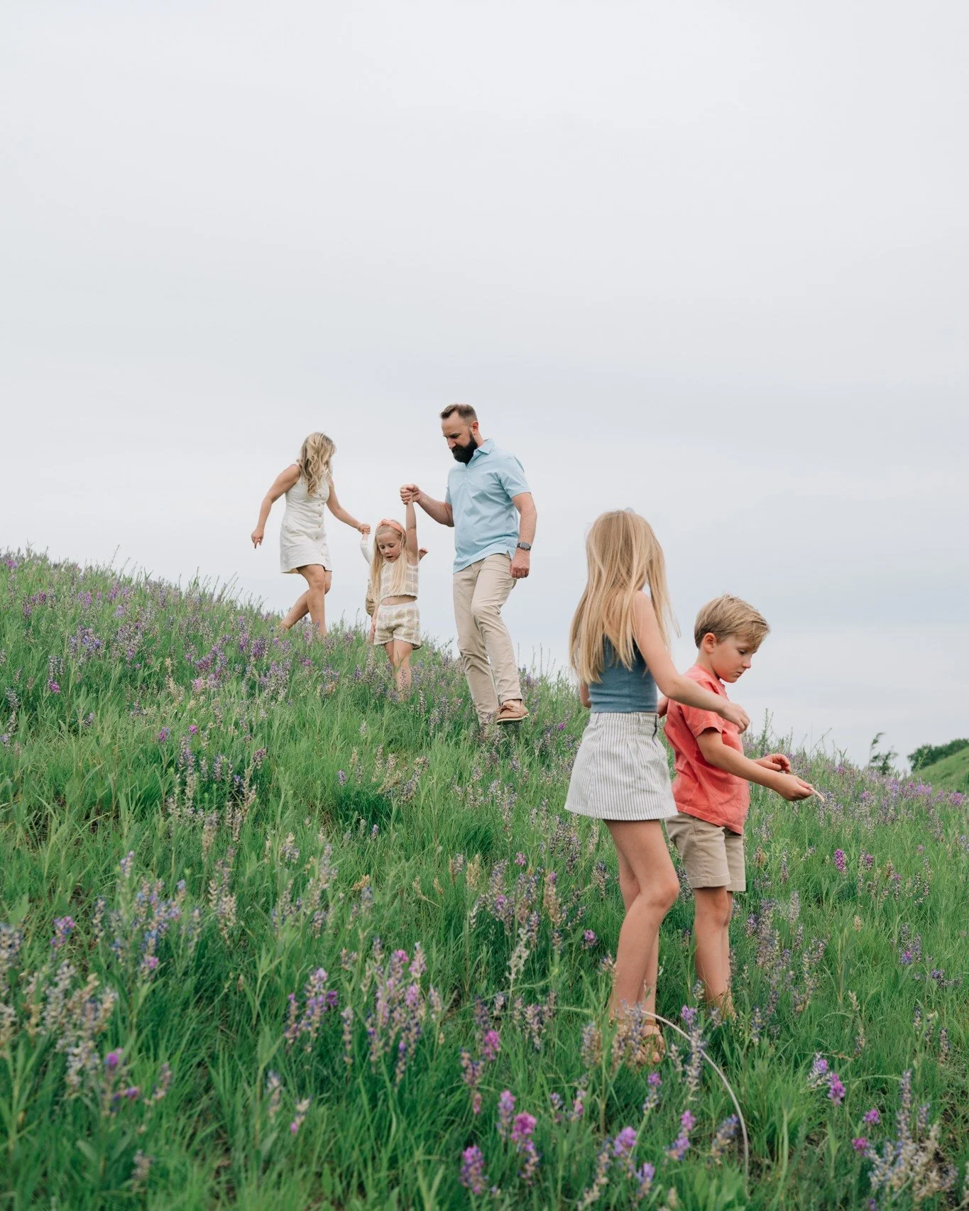 more summer nights. more exploring. more soaking in the moments exactly as they are 🤍✨

☀

Claire Petersen Photography | Iowa Family Photographer | Family Photos | Candid Family Pictures | Joy in the Chaos | Documentary Family Photography | Motherho
