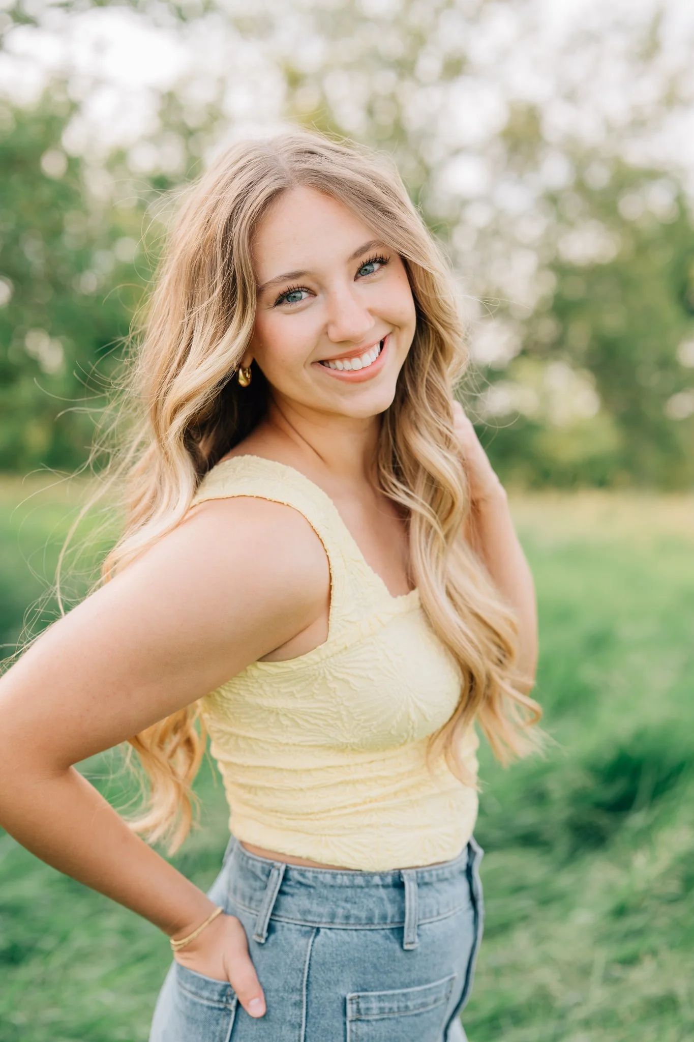 Omaha Senior photographer butter yellow portrait.jpg