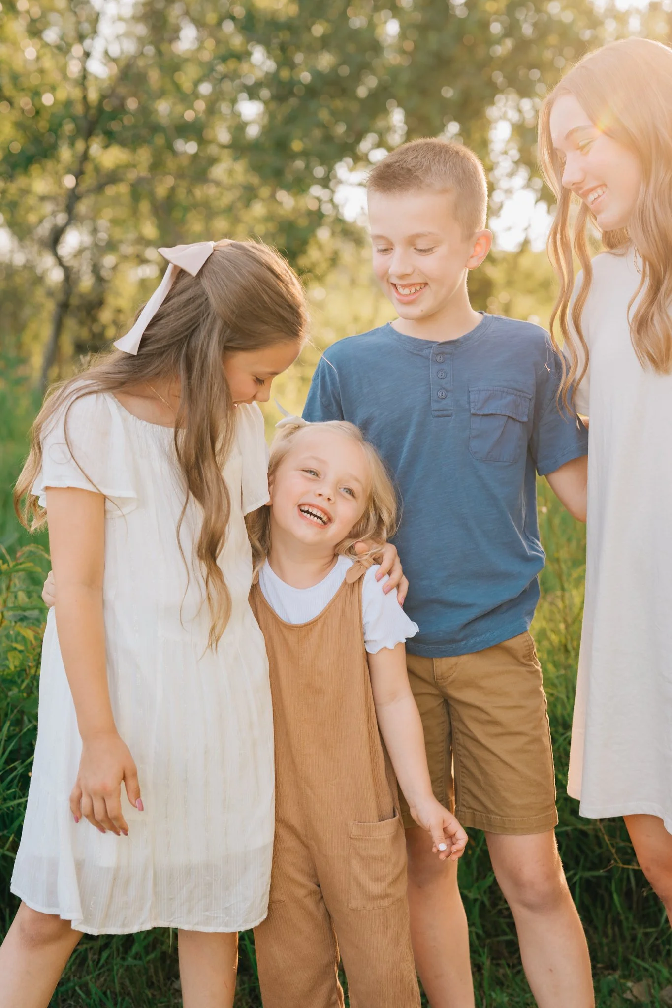 Iowa_family_pictures_siblings.jpg