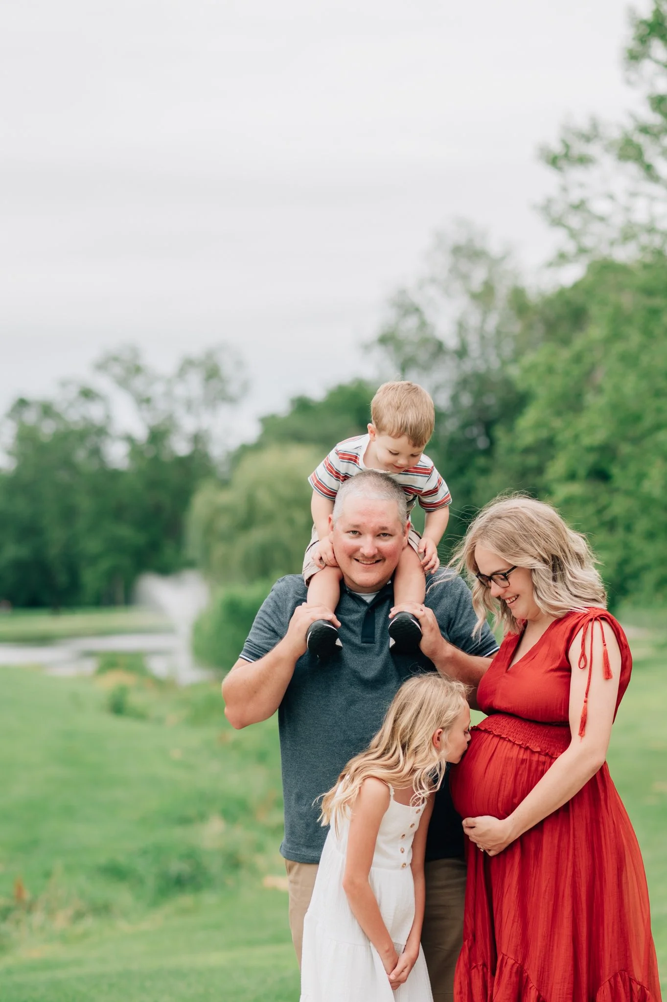 Maternity photo of a family waiting for their 3rd child.
