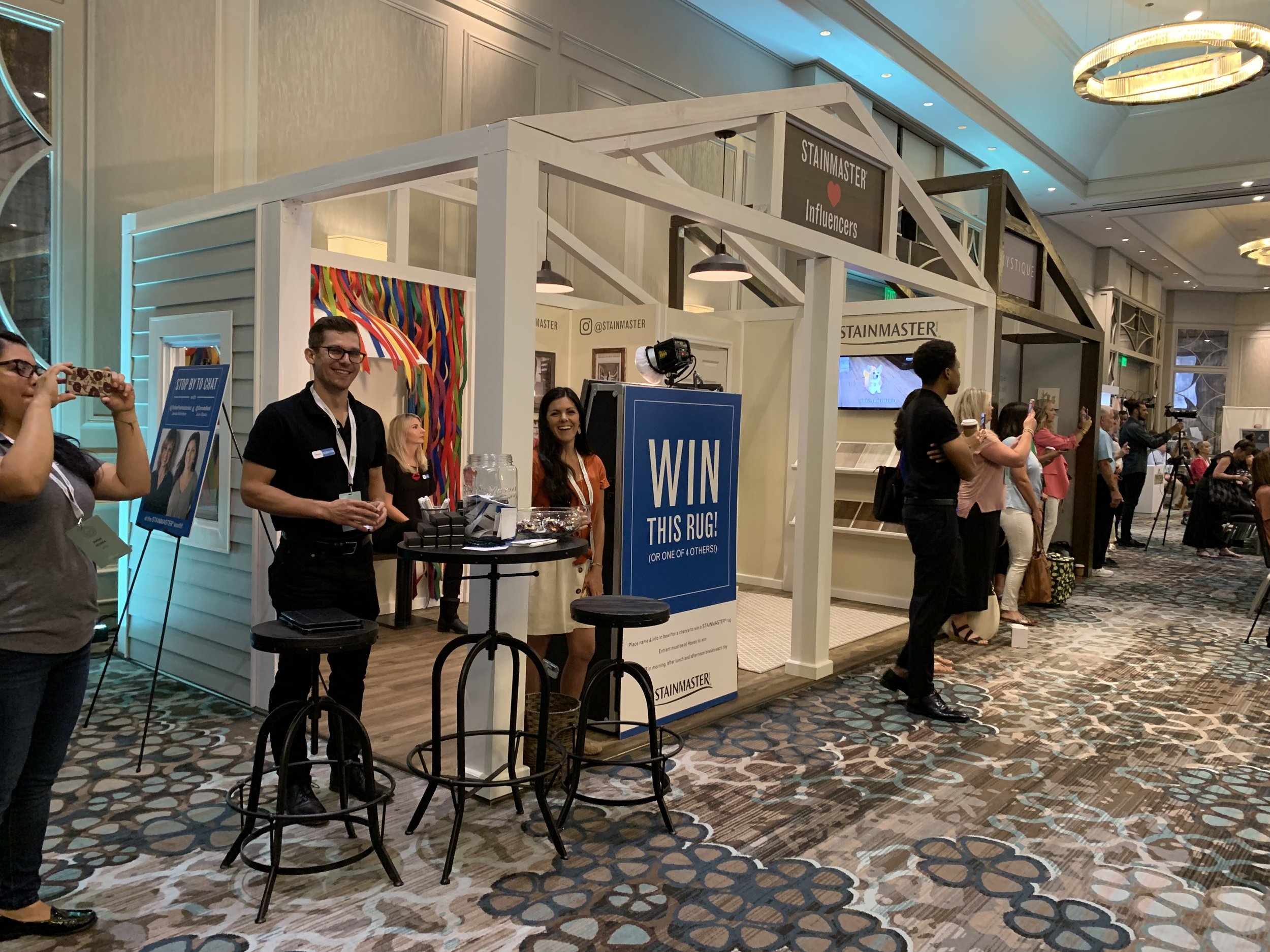 Signup area for rug giveaway