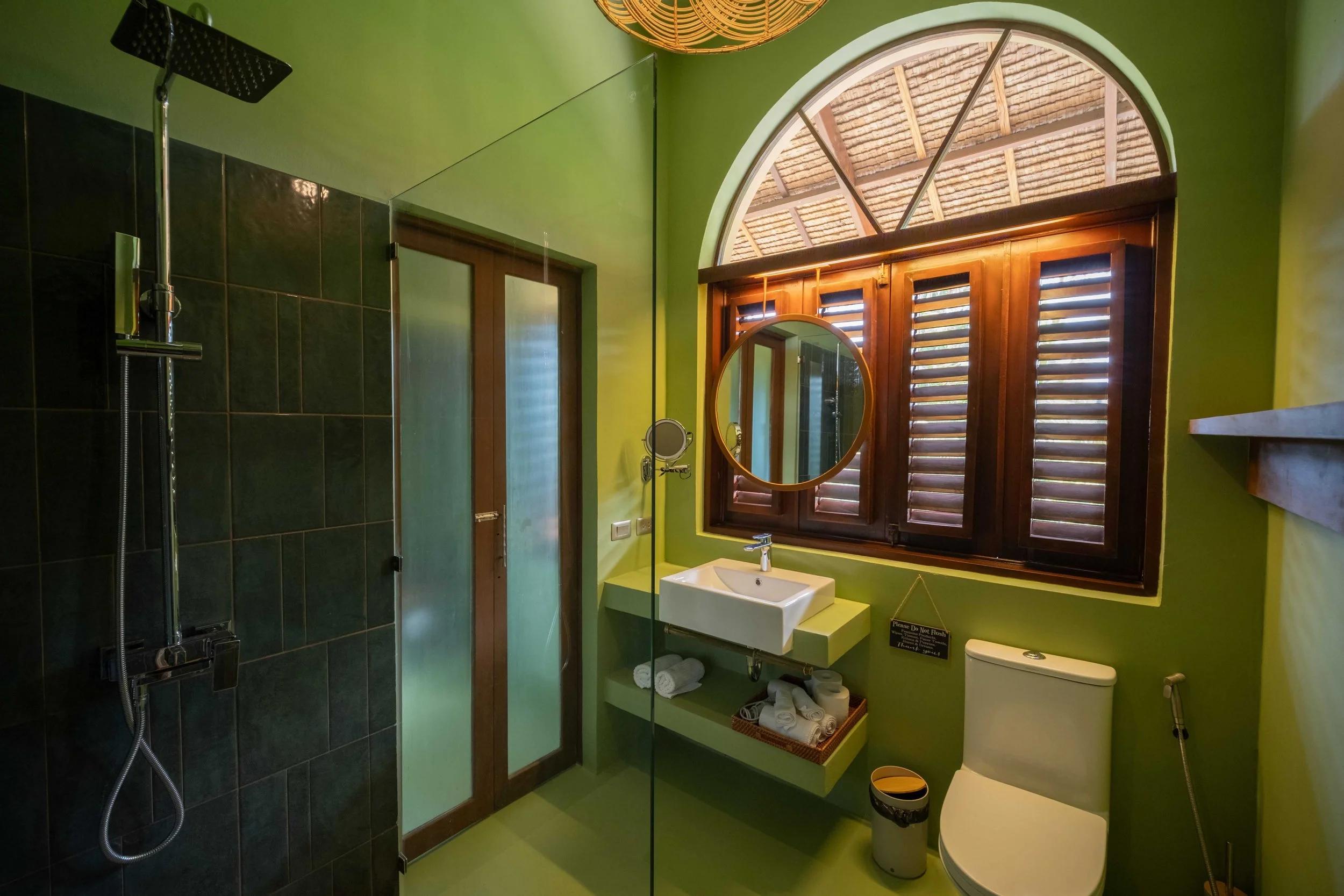 schoenhouse-villa-siargao-couple-suite-bathroom.jpg