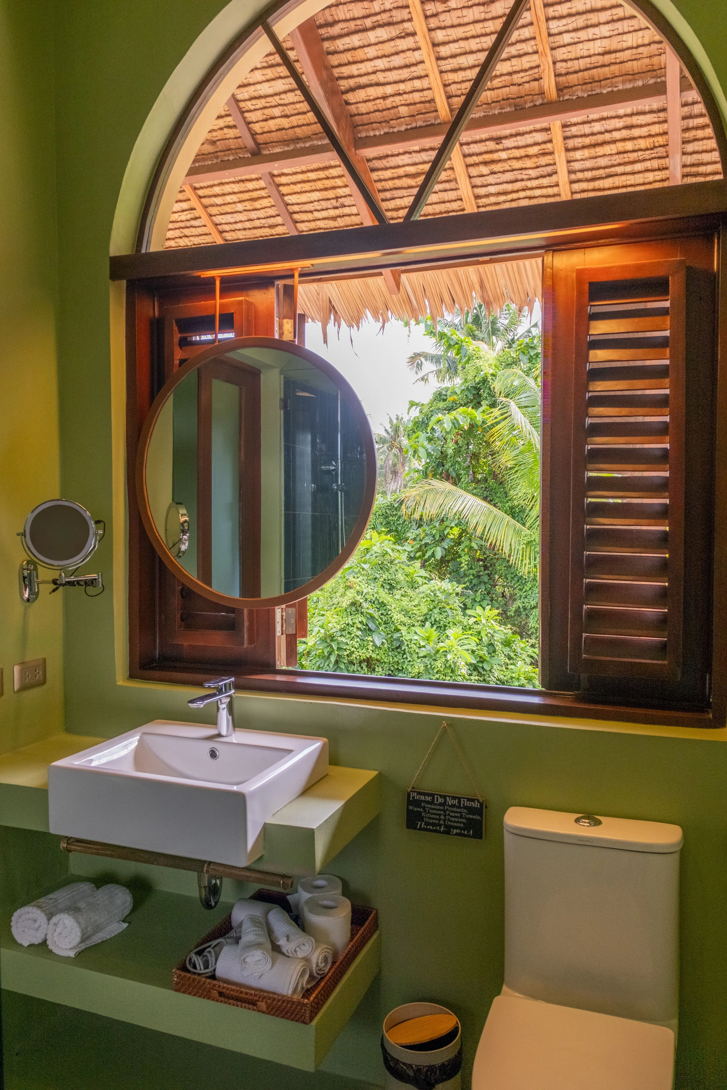 Couple Suite Bathroom with Tropical Views