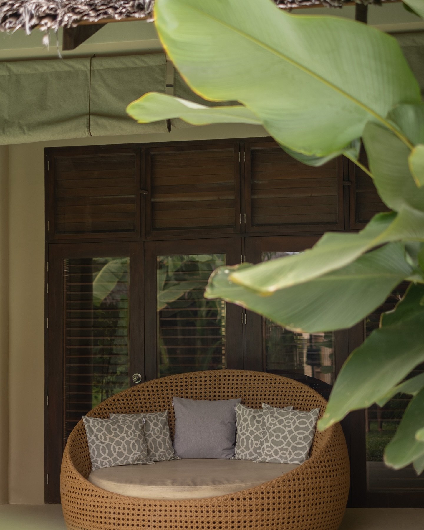 Cozy mornings on our patio sipping on a hot brew. ☕️

We have our own coffee machine and a selection of breakfast options to enjoy with your stay at the villa. Send us a message to book your stay for the last few days of 2024. ✨