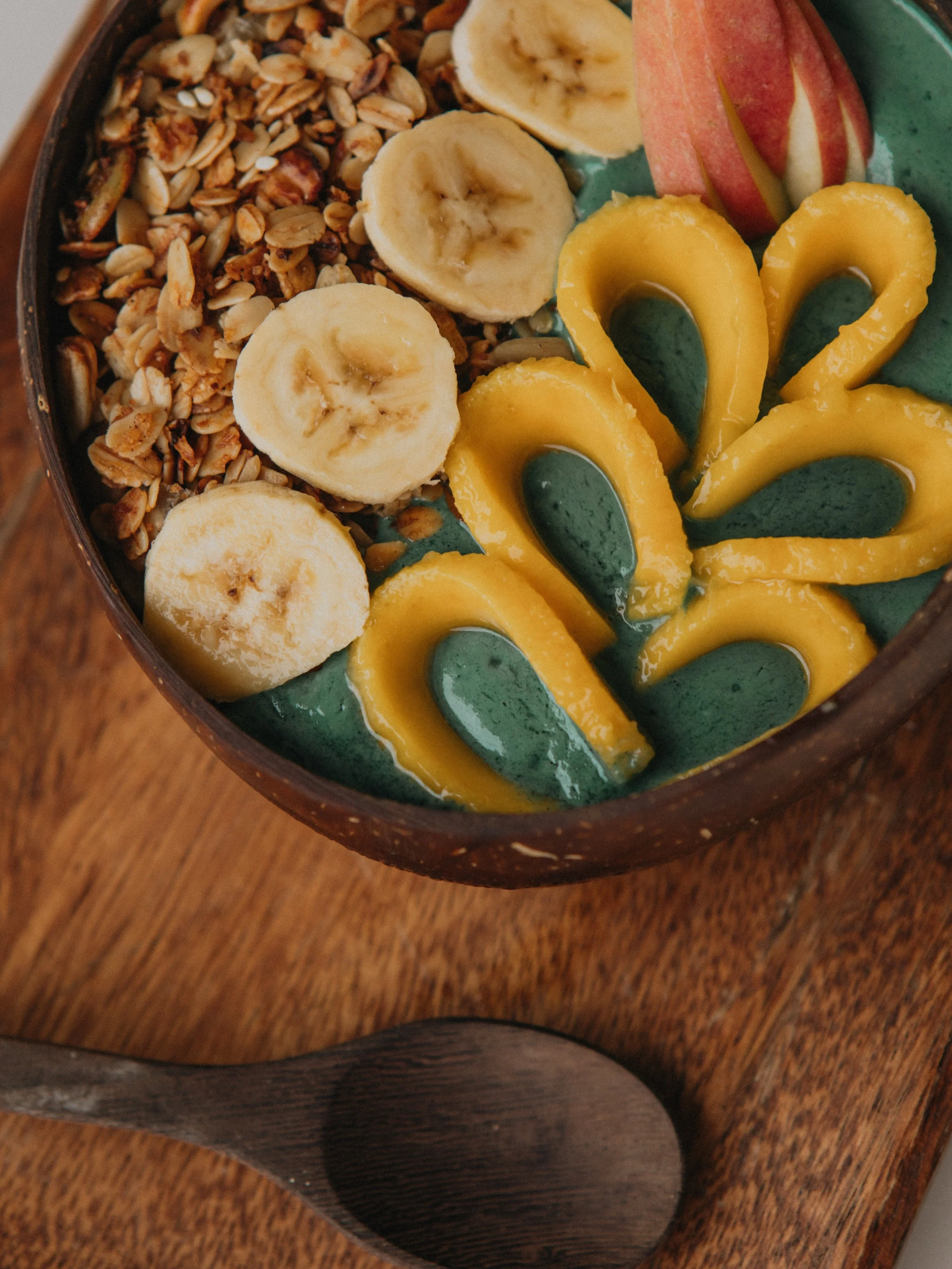 Our Green Smoothie Bowl is one of the lighter options on the schoenhouse breakfast menu, made for guests who want something fresh before heading into Siargao.

A simple island morning, served in a bowl.

#siargao #siargaoeats #smoothiebowl #breakfast