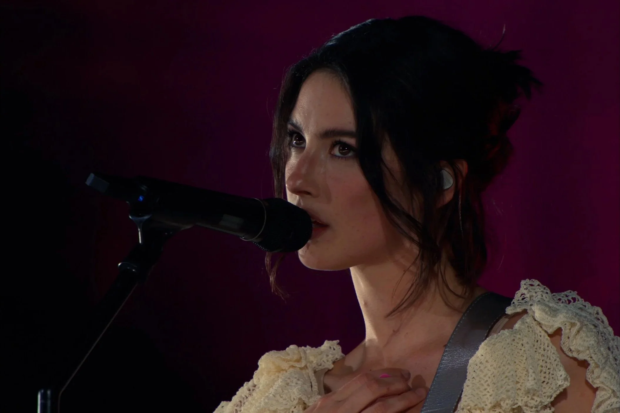 Apple Music Live: Gracie Abrams