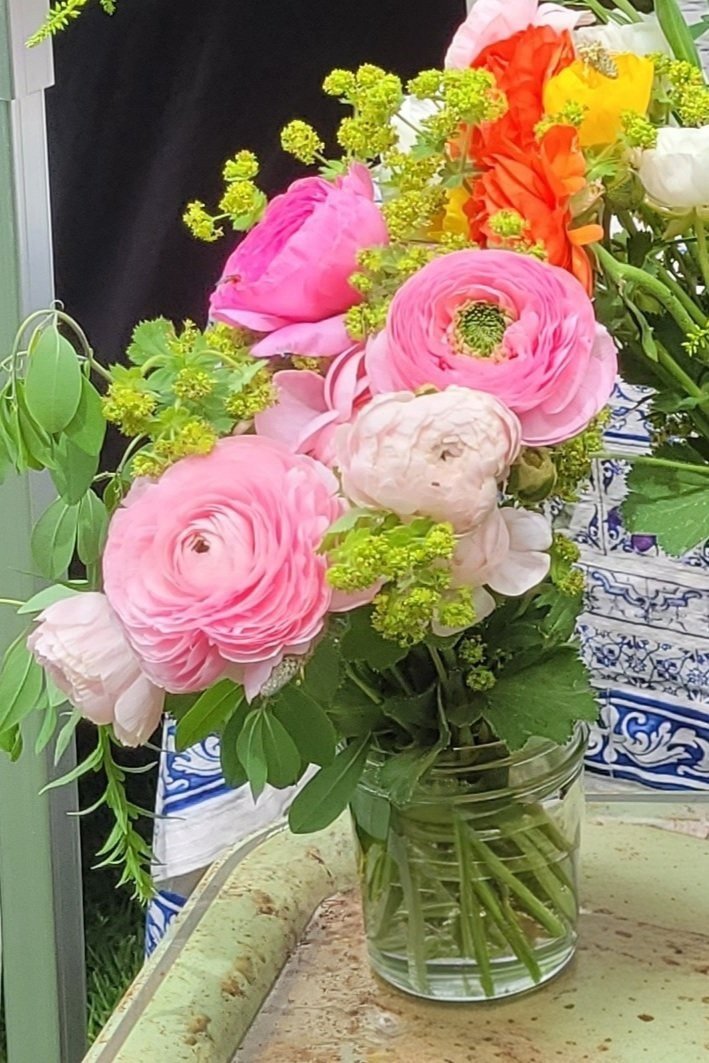 ranunculus%2Bbouquet.jpg