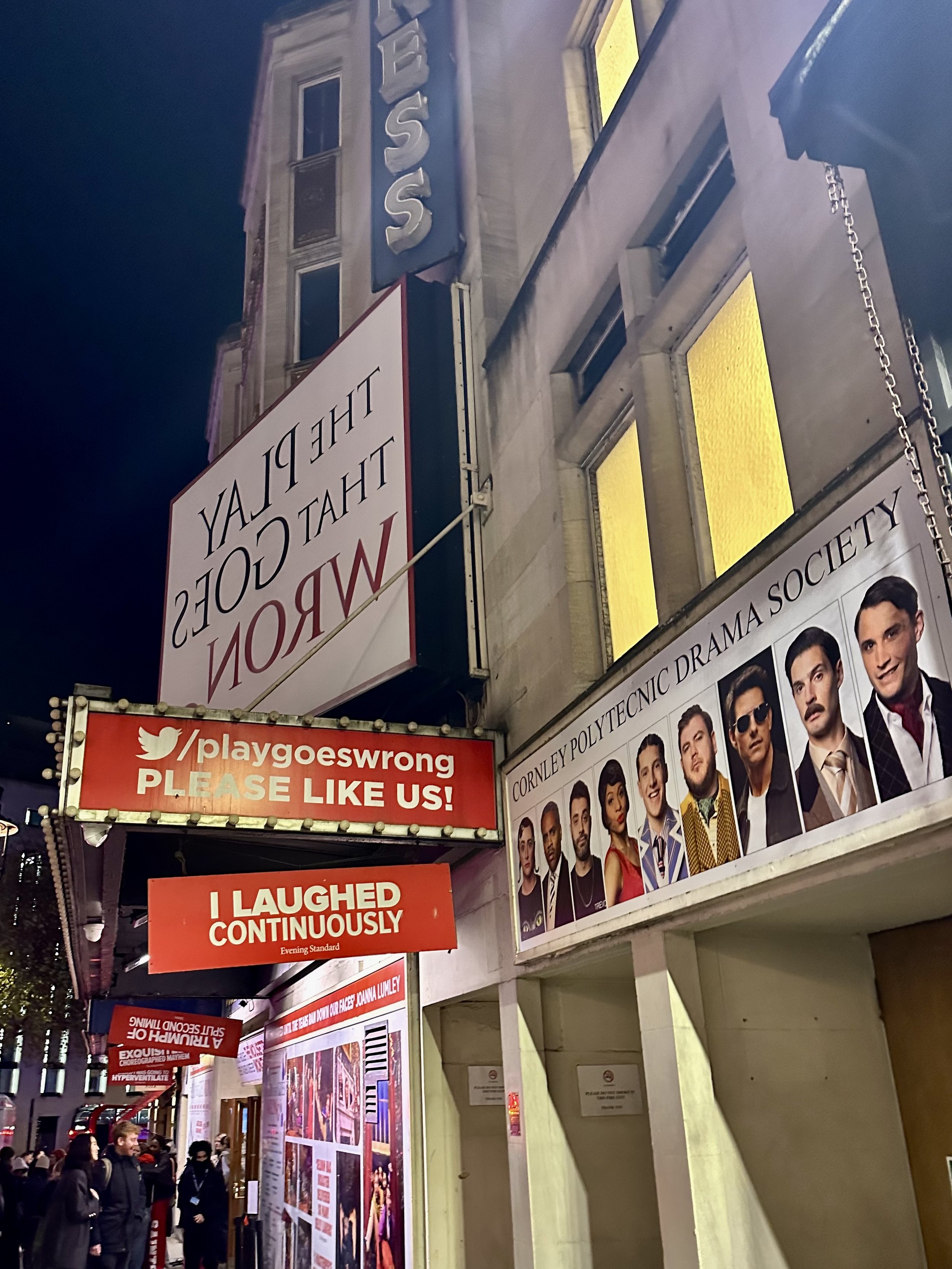 The Play That Goes Wrong