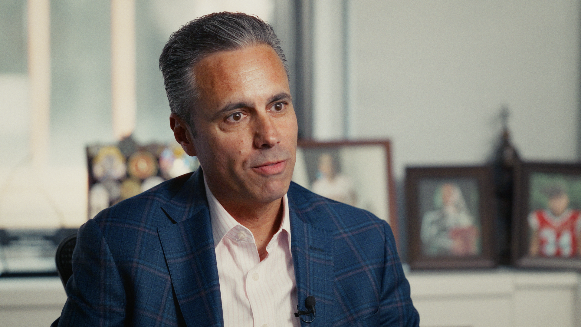 Edits (D).00_05_45_18.Still019.png