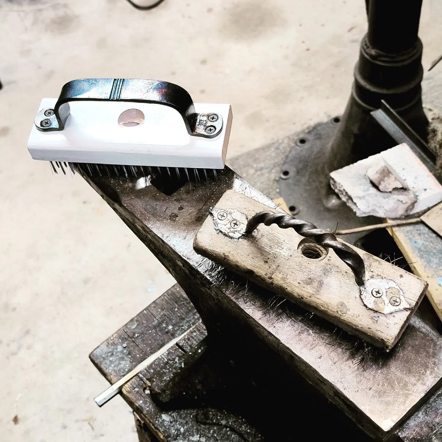 It's time for the old brush to pass the torch. May he rest in pieces.