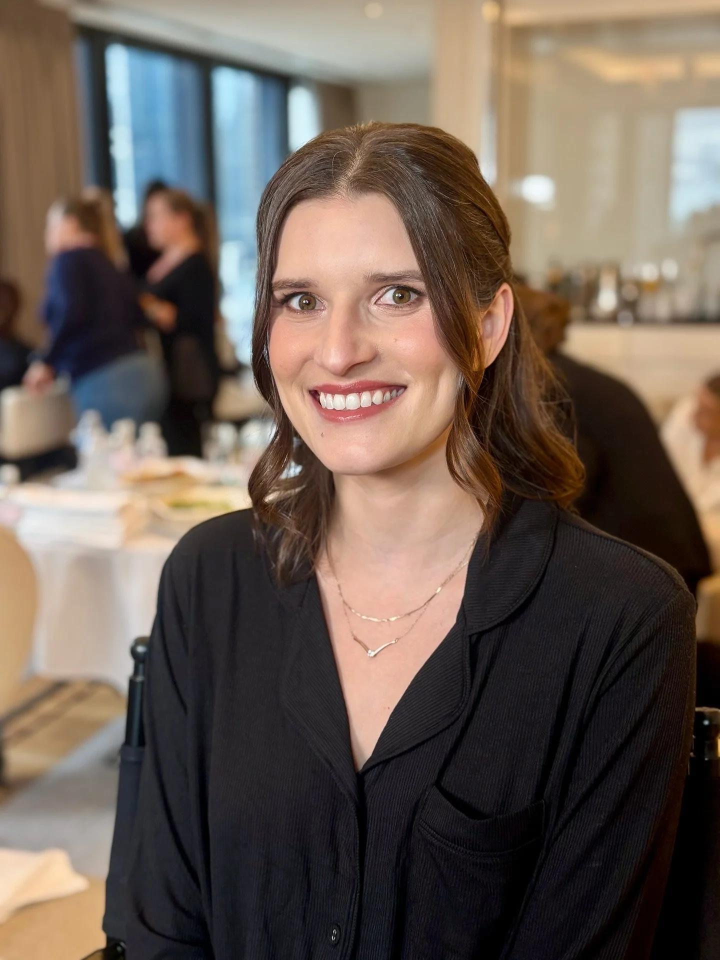 Riah ✨ 

#chicagomua #chicagomakeupartist #chicagobride #illinoisbride #illinoismua #illinoismakeupartist #bridalmakeupartist #bridesmaidglam #naturalglam #chicagowedding #chicagoweddingplanner #2026bride #2027bride