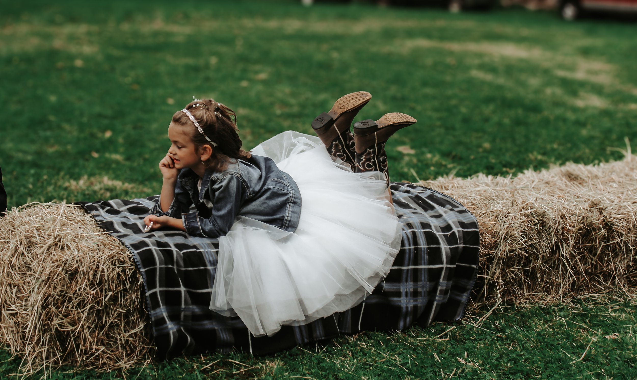 NEPA Scranton wedding photographer, LaPlume, Dalton, bride, groom, black and white photography, amie burns, vive studio, Scranton