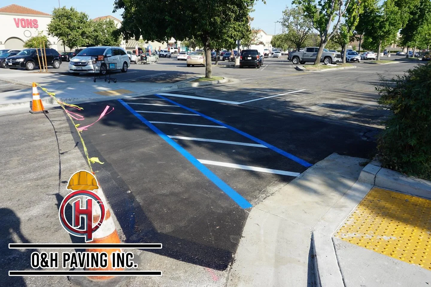 From proper slopes to complaint transitions, this new upgrade meets all ADA standards ♿️💥 (CVS Pharmacy, Bakersfield CA)