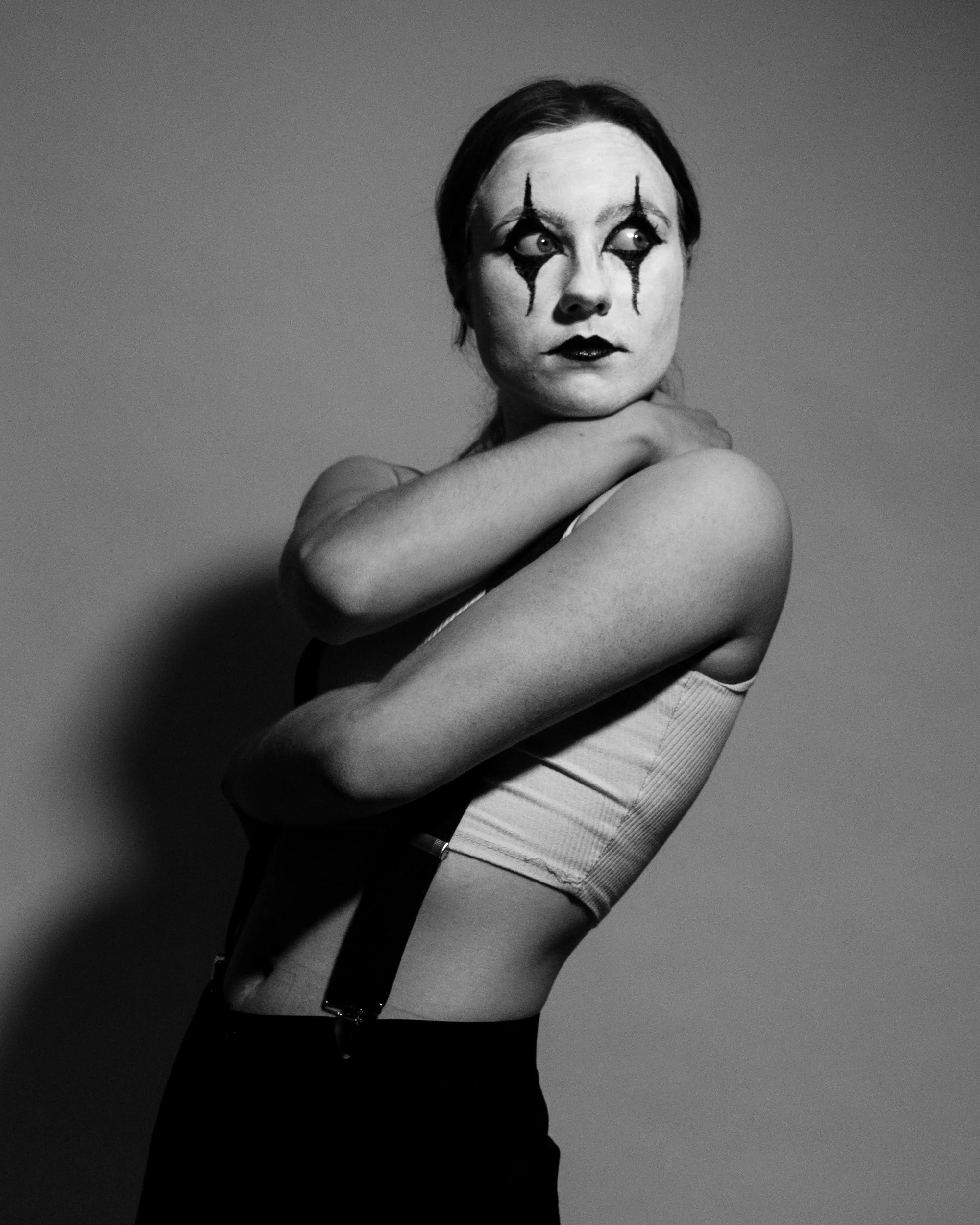 Lili Single Light Cabaret Emcee  (54).jpeg