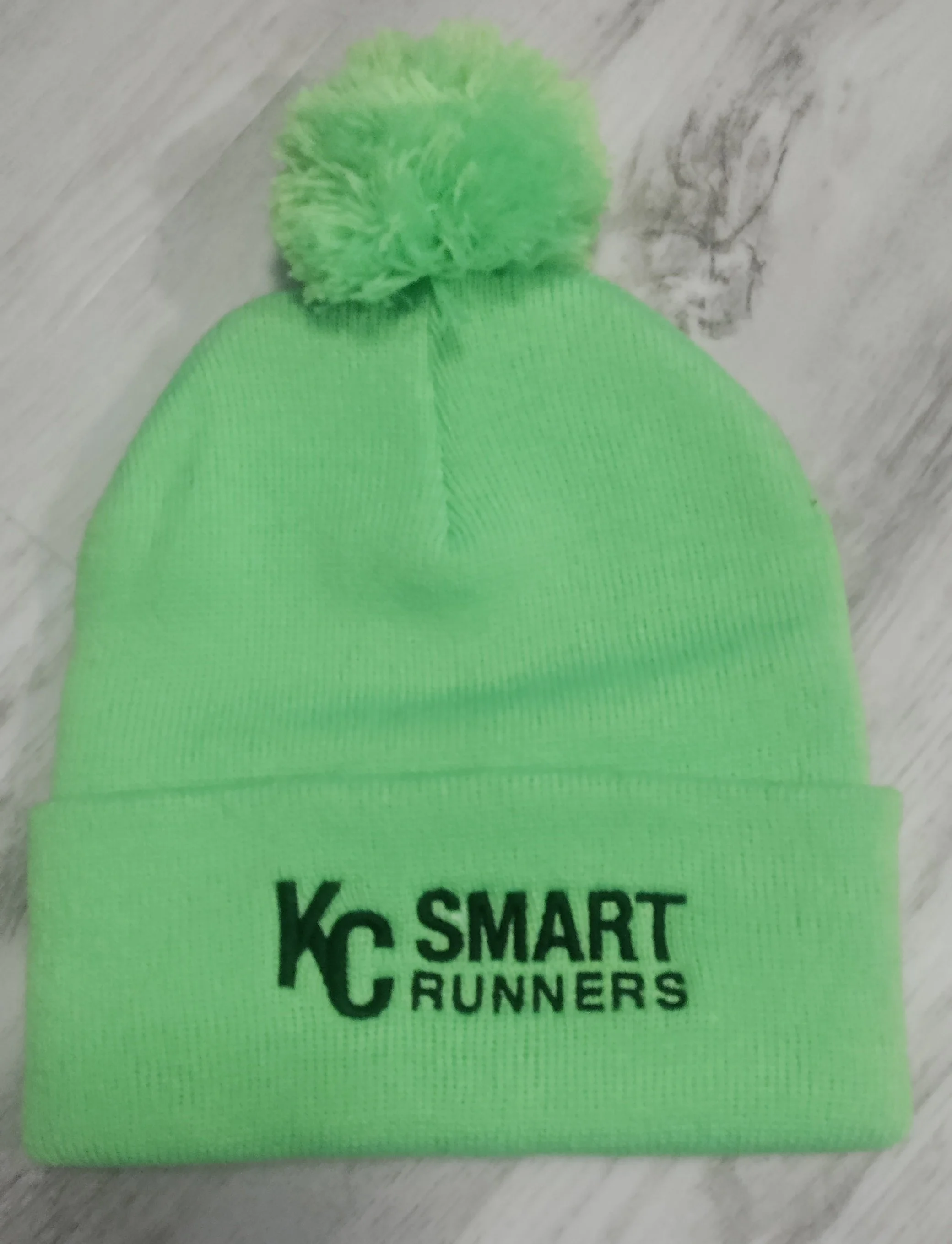 KC SMART Runners Pom Beanie