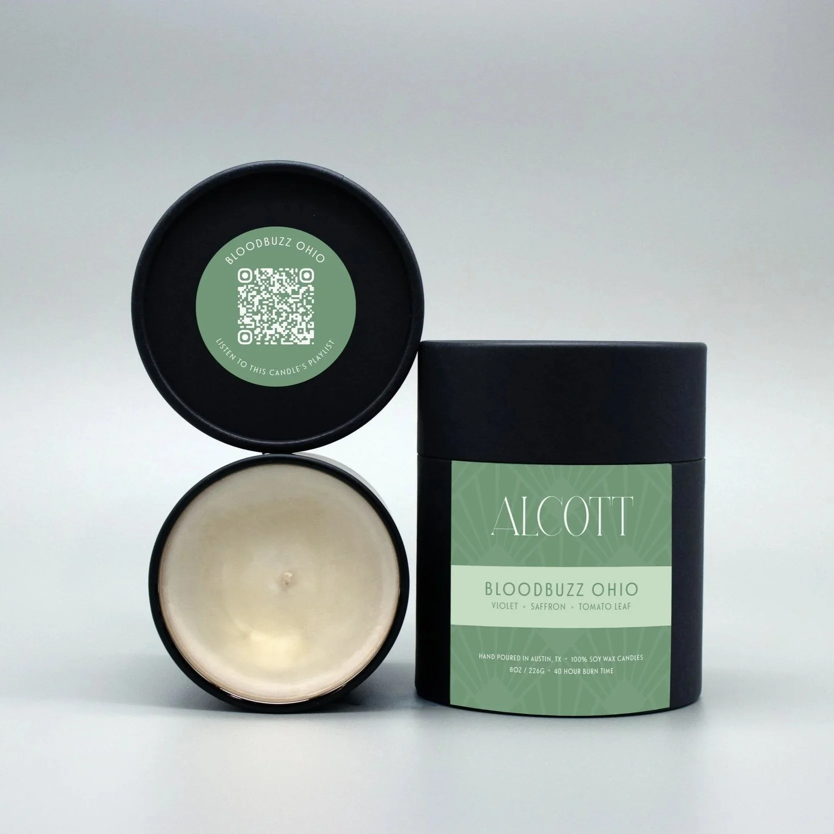 Clean burning candle Bloobuzz Ohio next to it's plastic-free packaging.