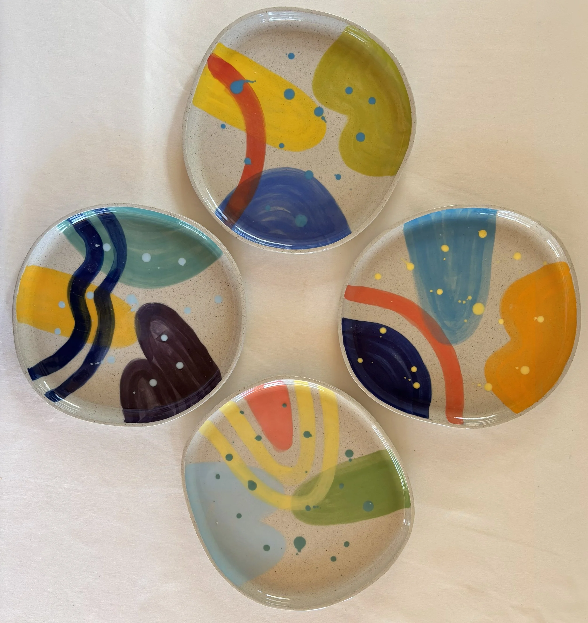 Set of Four Luna Entree Plates