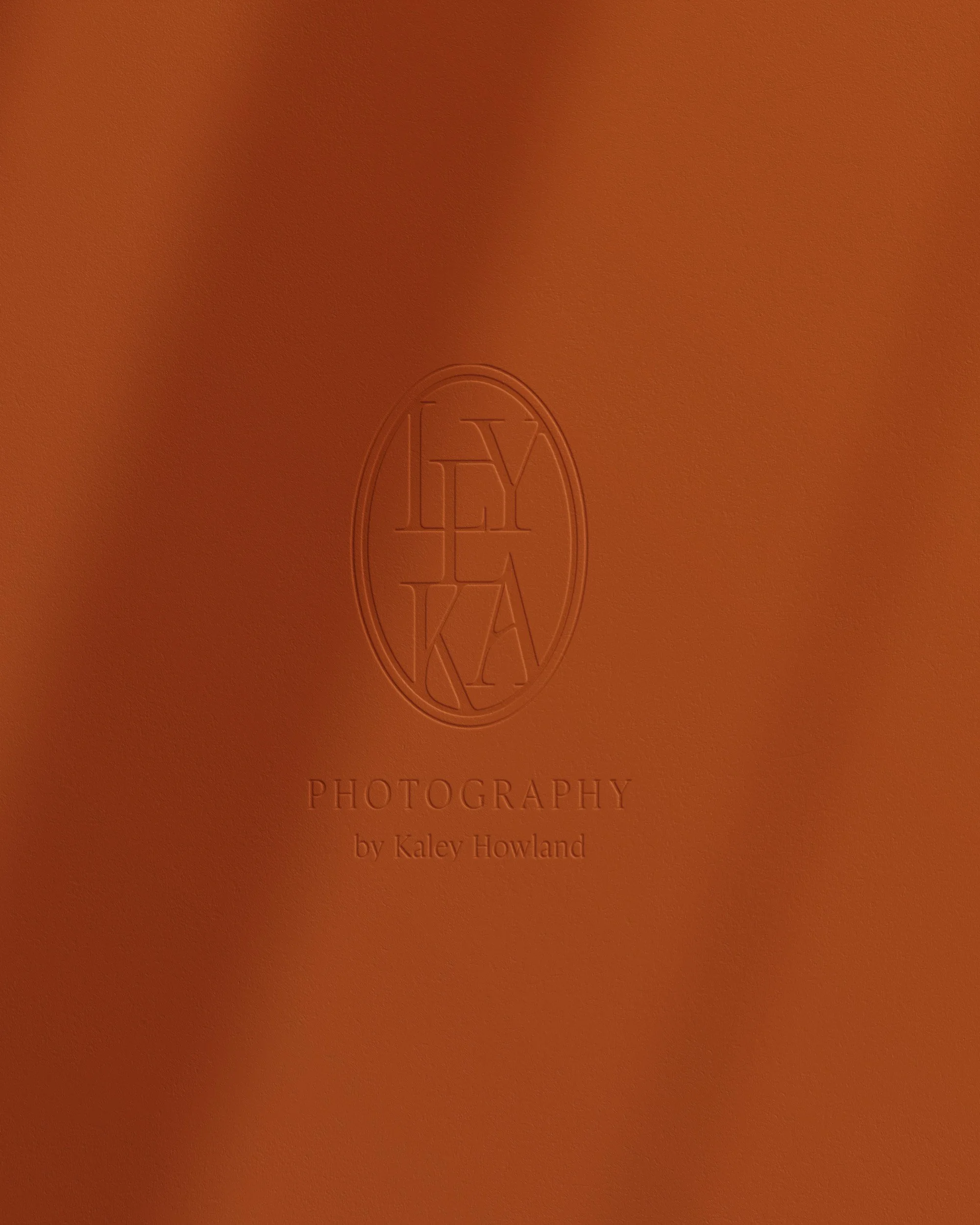 secondary logo for photography studio.jpg