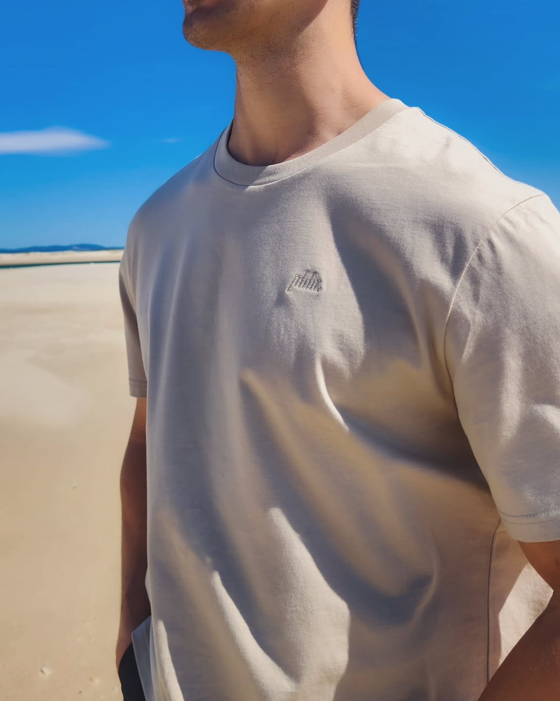 The Minimal Tee in Dune, right where it belongs. Lightweight for summer, built to last.

#PaladinOceanClub