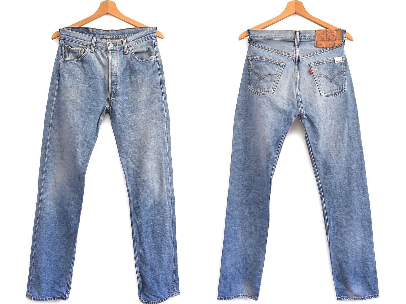 90s Vintage Levi's 501 Jeans - Light Blue w30/L34 made in EU