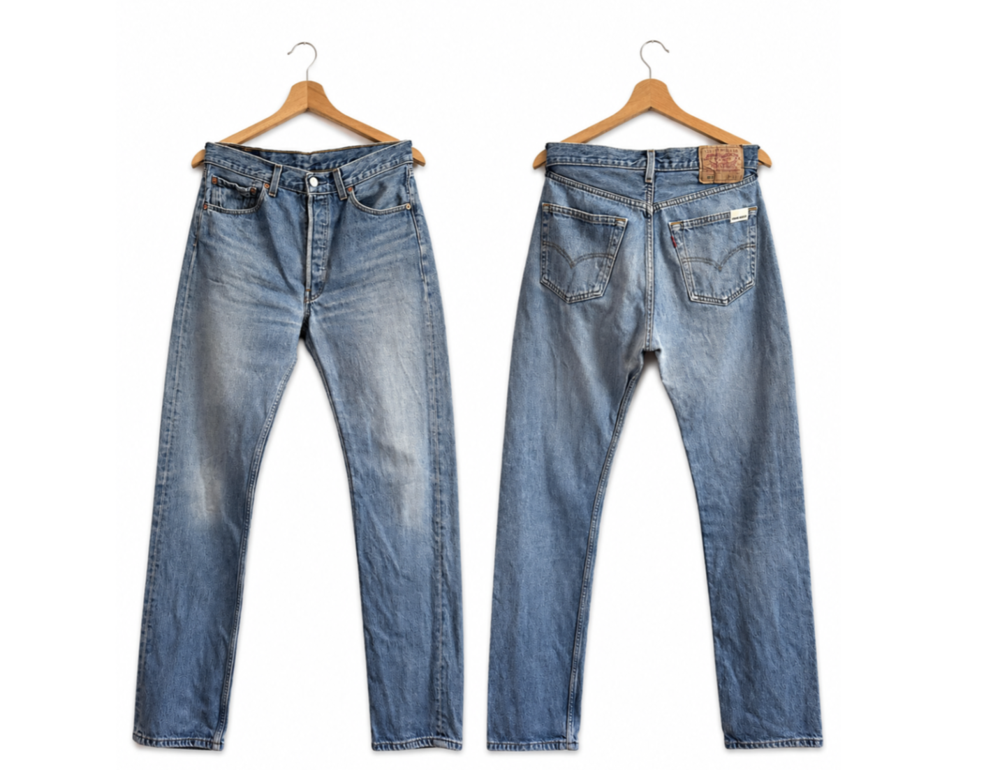 90s Vintage Levi's 501 Jeans - Indigo Blue w32/L32 made in the EU