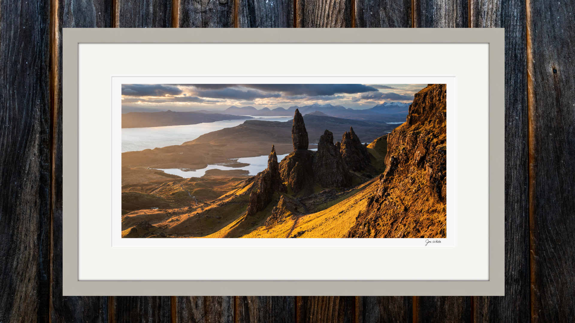 Grey Frame v2 2 x 1 (7).png