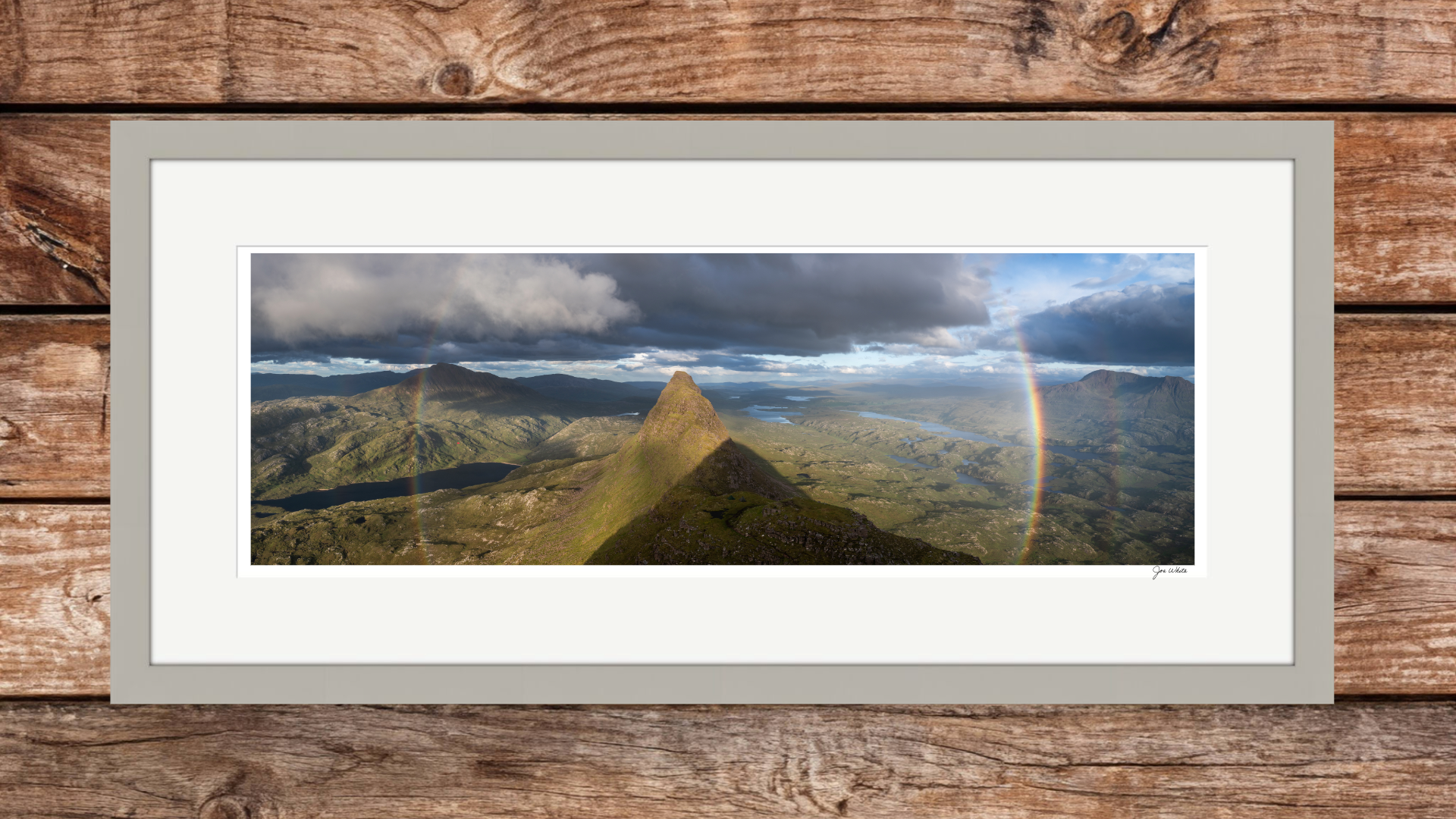 Grey Frame 3 x 1 (4).png