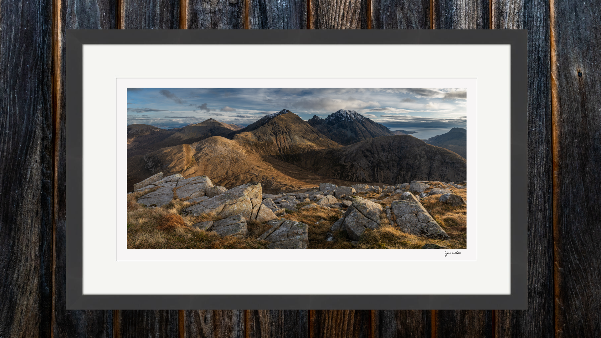 Black Frame v2 2 x 1 (7).png