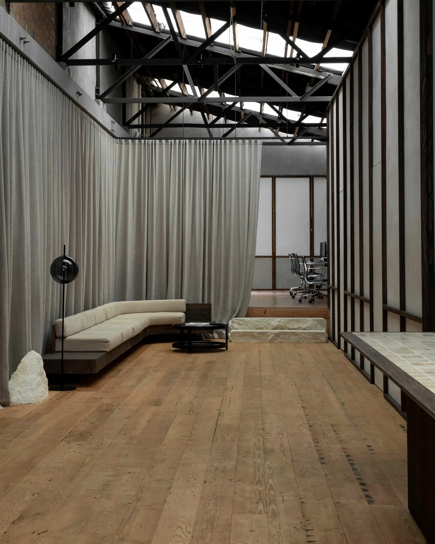 Interior Photography | @casabella__nz 

A beautiful new event space in Auckland - one I was lucky enough to both shoot and spend an evening in earlier this year. These are just a few of my favourite picks.