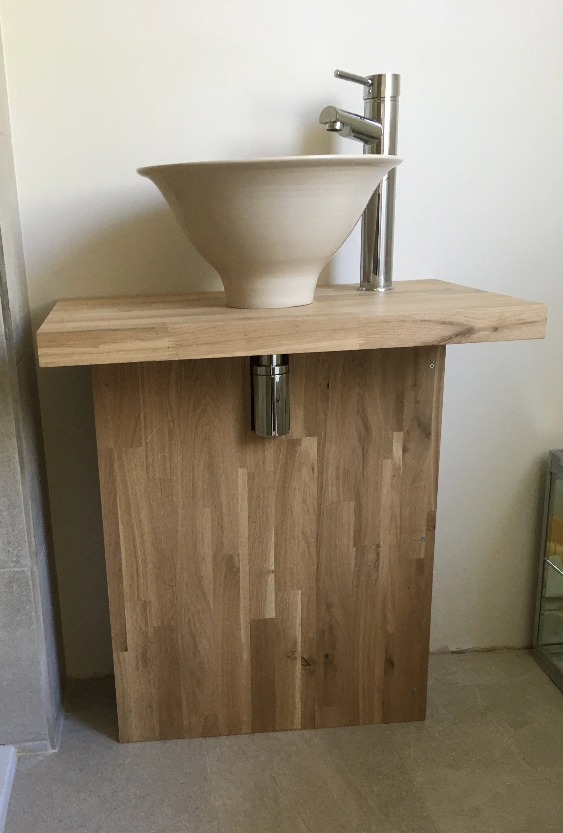 Wash Stand.JPG