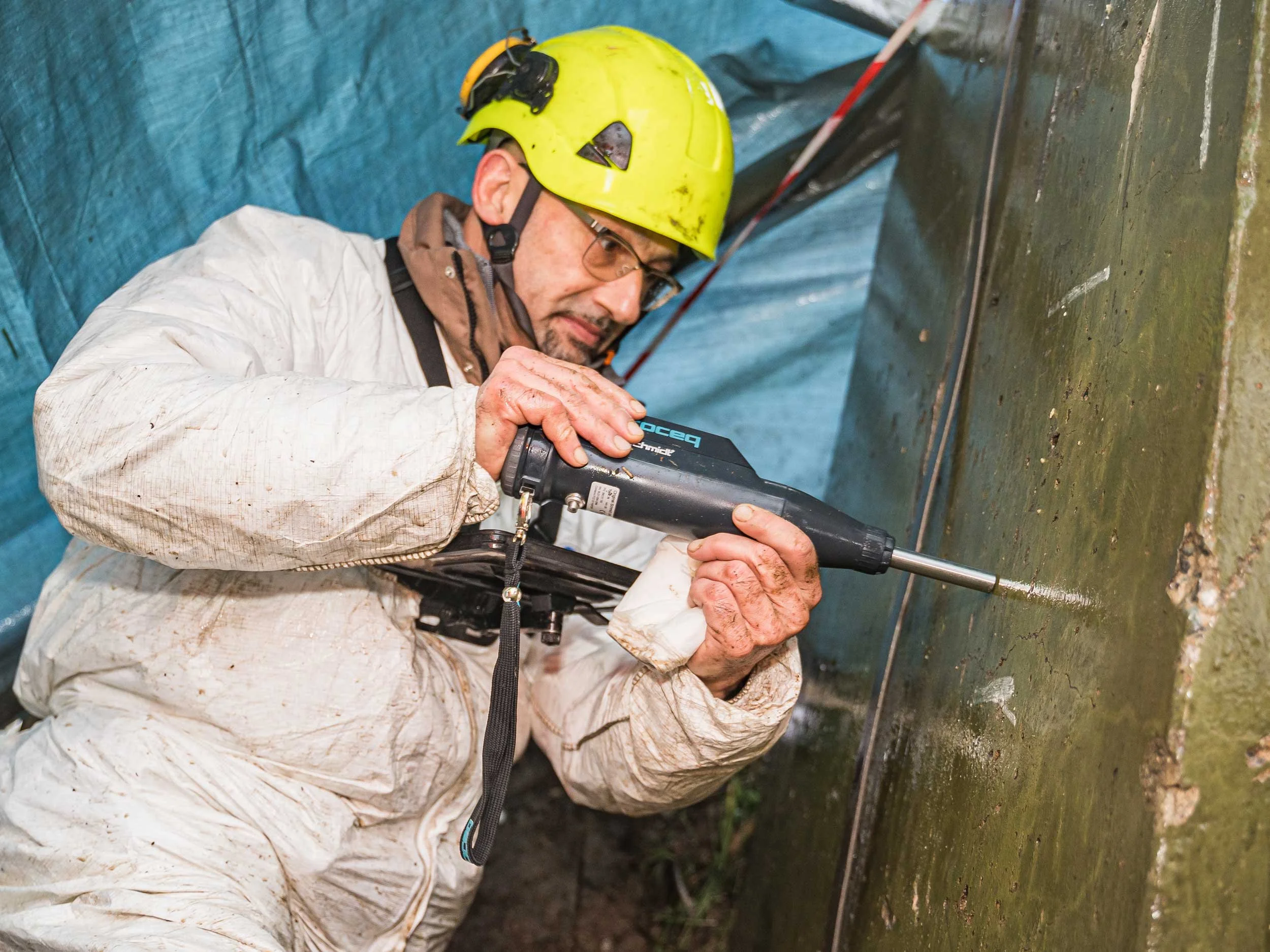 OS8000 Schmidt Hammer Assessment of concrete strength and homogeneity.