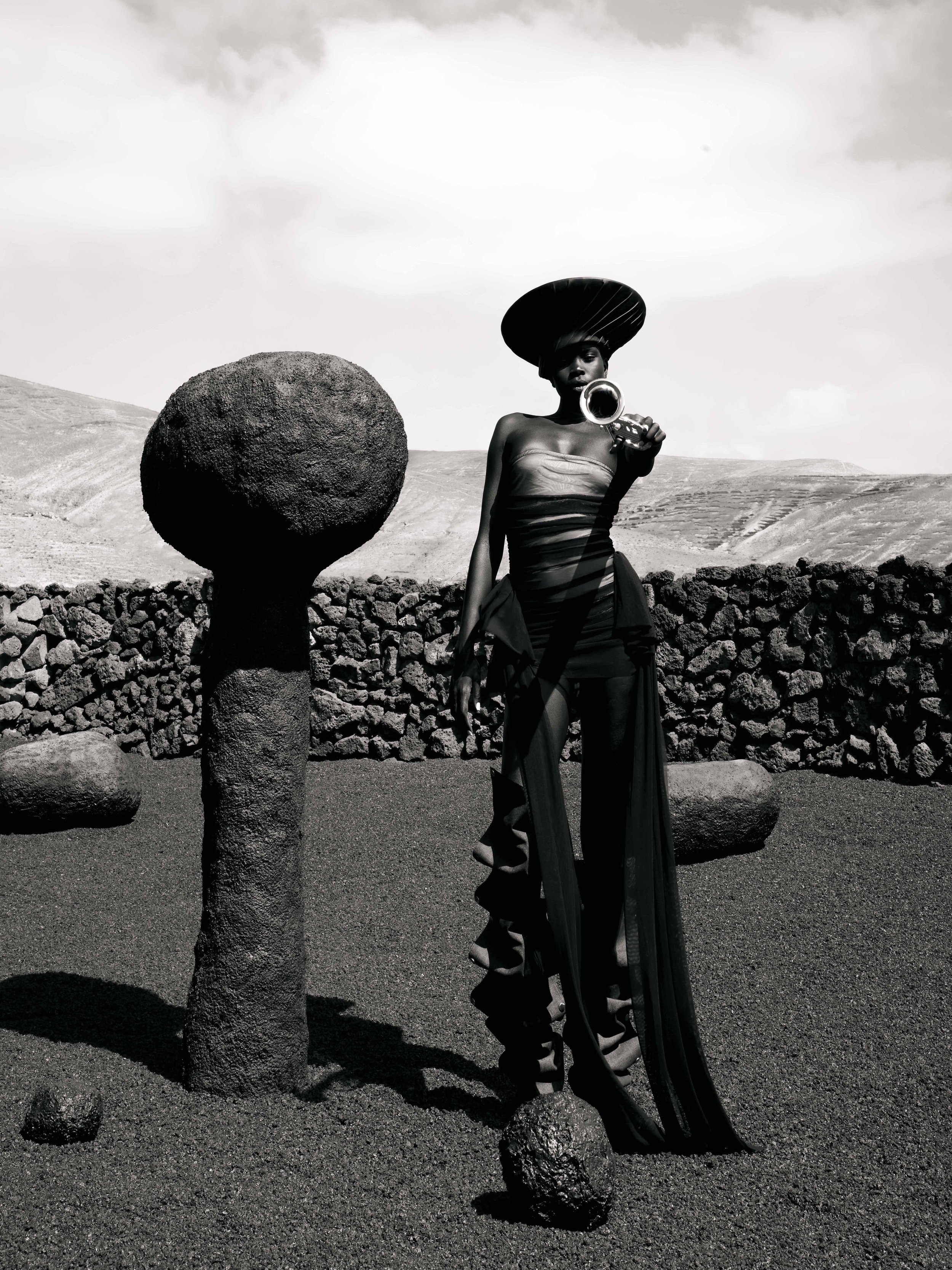 No Man's Land_Elisa Michelle_04.jpg