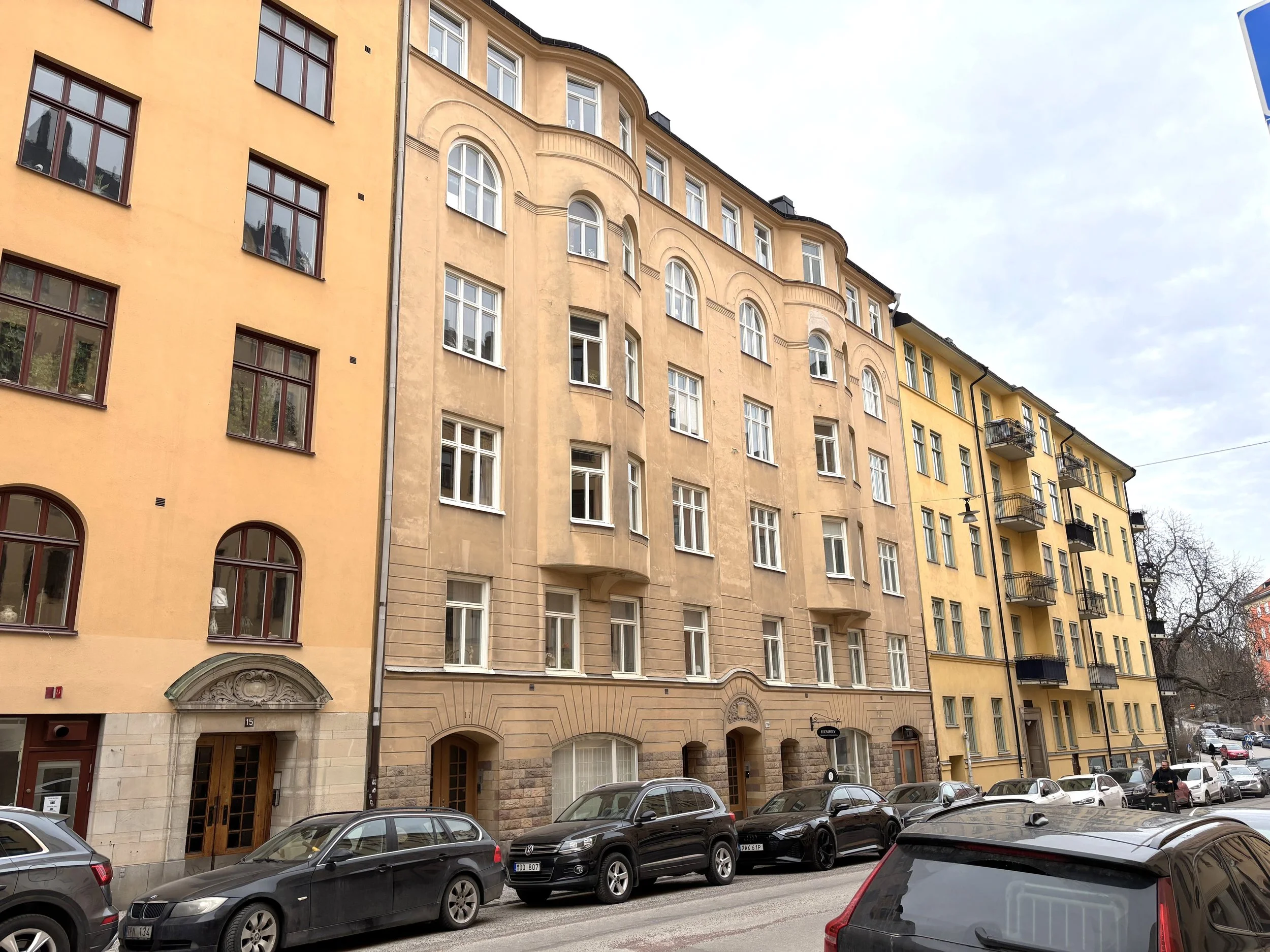  Smältan 7 
 Vikingagatan 17-19 