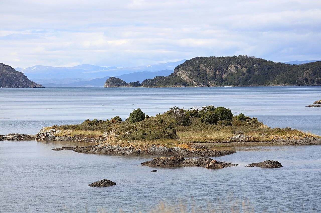 День 7-3  Národní_park_Tierra_del_Fuego_-_panoramio.jpg