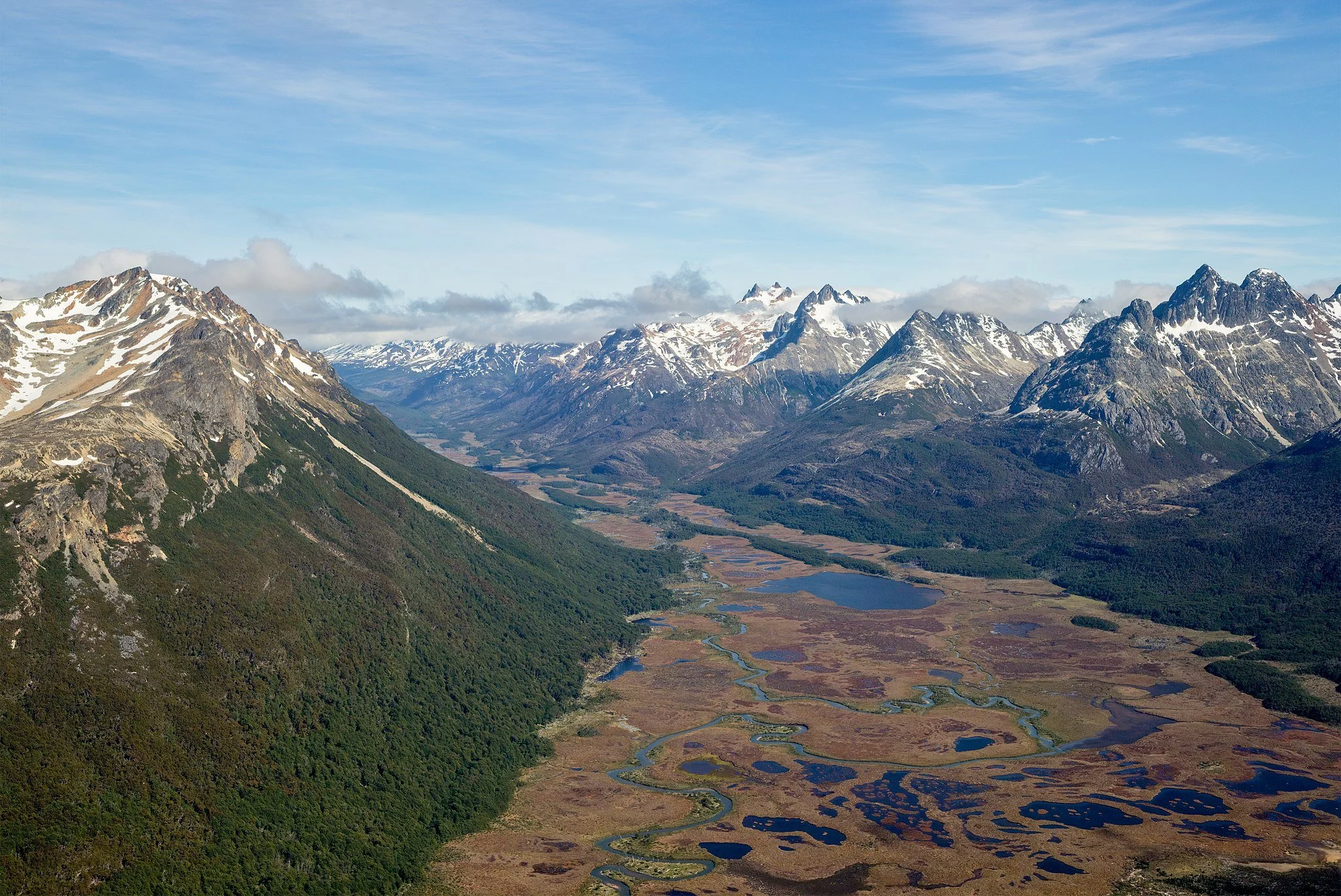 День 7-1  Aerial-Tierra_del_Fuego_(Ushuaia)–Valle_Carbajal_01.jpg
