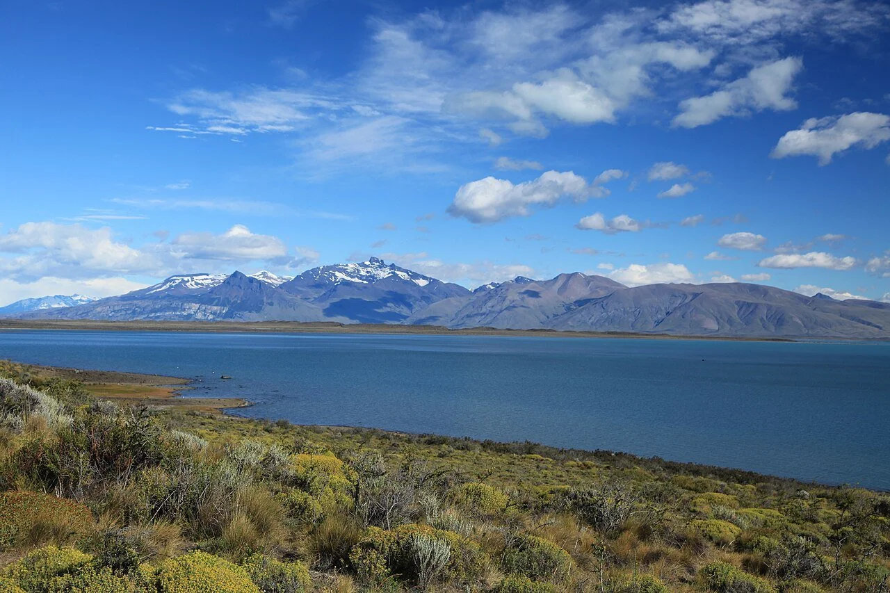 День 8-5 Lake_Argentino_(5470122920).jpg