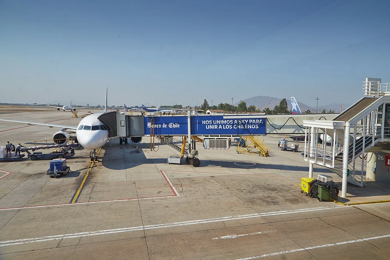 День 15-2 Arturo_Merino_Benítez_International_Airport-CTJ-IMG_5372.jpg