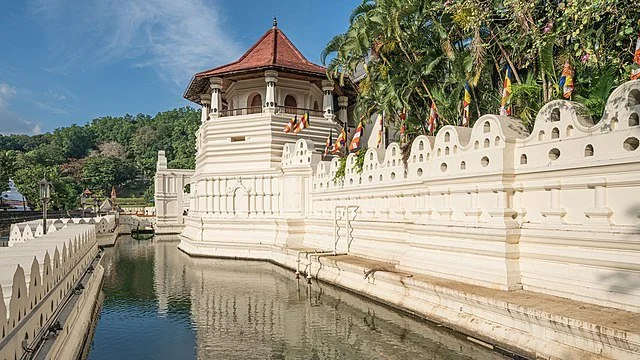 День 4 храм SL_Kandy_asv2020-01_img34_Sacred_Tooth_Temple.jpg